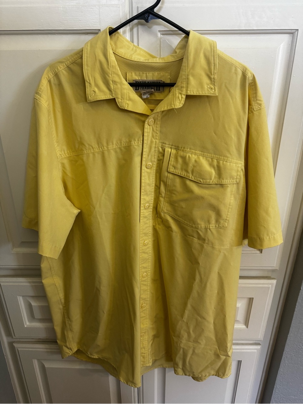 Duluth Trading Co Yellow Short-Sleeve Shirt Jacket